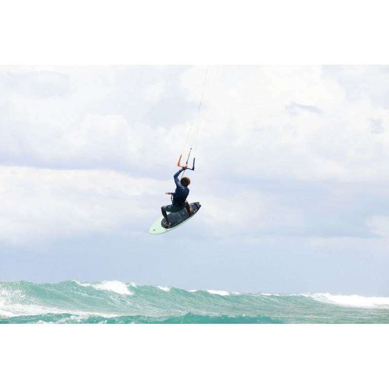 Planche Surf F-one Mitu PRO Carbon 2024 6 Planche Surf F-one Mitu PRO Carbon 2024 – Image 4